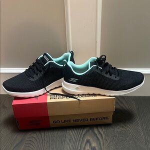 NEW Skechers Women's Black and White Performance Shoes